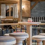 Tilia Living - Mit Dem Komfort Eines Kleinen, Feinen Hotel
