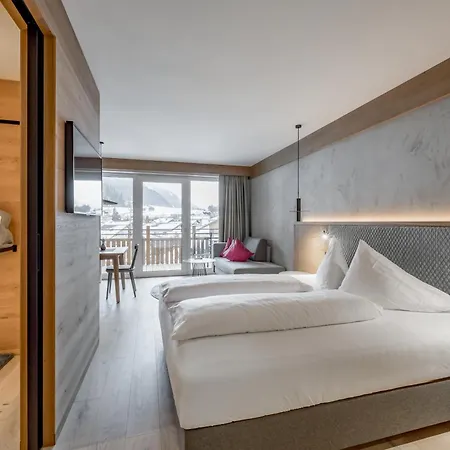 Hotel Belvedere Ried im Oberinntal