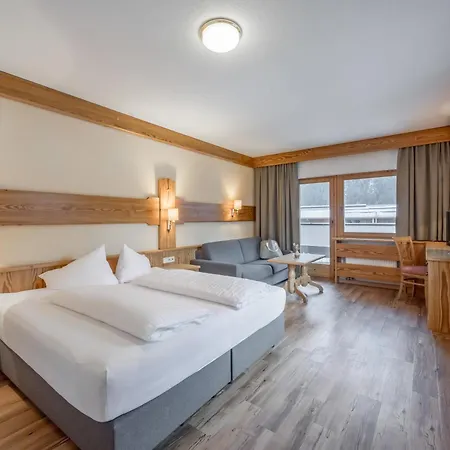 Hotel Belvedere Ried im Oberinntal