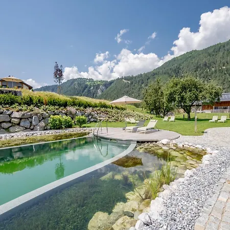 Tilia Living - Mit Dem Komfort Eines Kleinen, Feinen Ried im Oberinntal