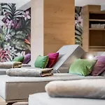 Tilia Living - Mit Dem Komfort Eines Kleinen, Feinen